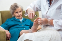 Why Elderly People Are Under the Care of a Podiatrist